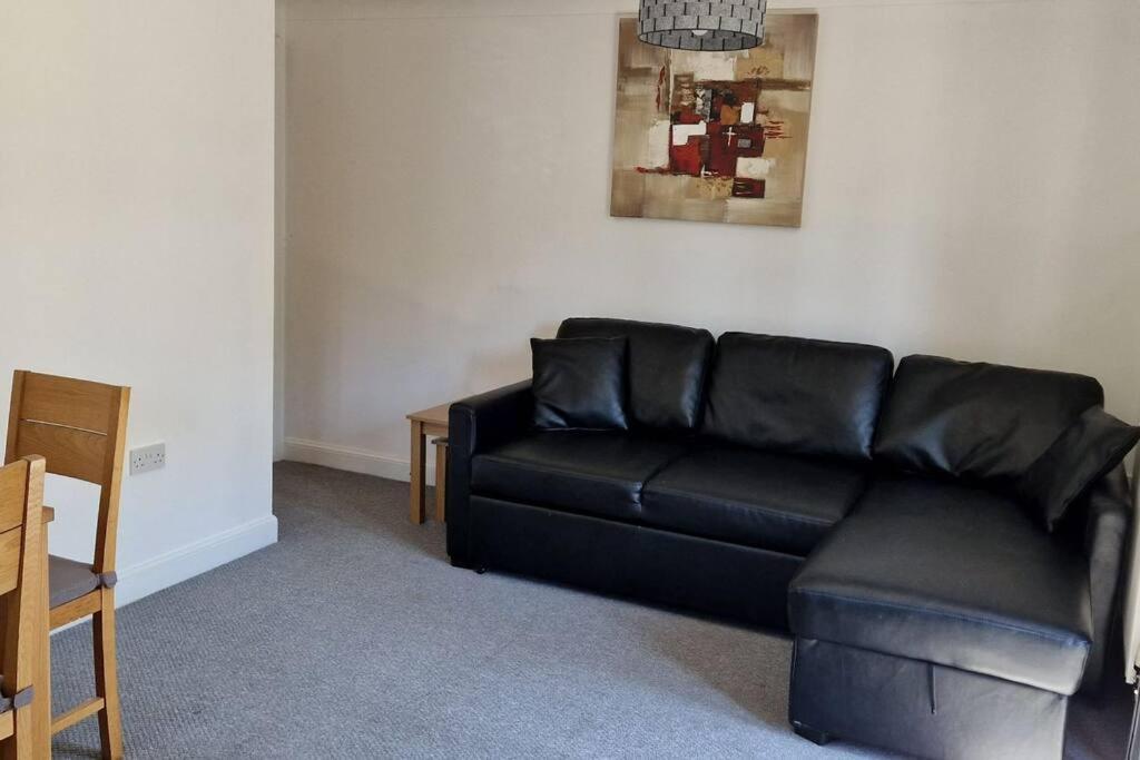 Greenhithe Cosy Apartment, Netflix And Sport Channels Εξωτερικό φωτογραφία